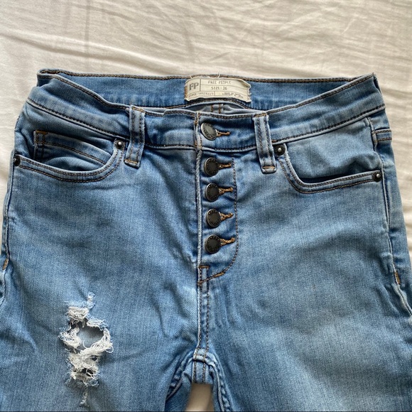 FREE PEOPLE High Rise Button Fly Ripped Jeans - Picture 3 of 6